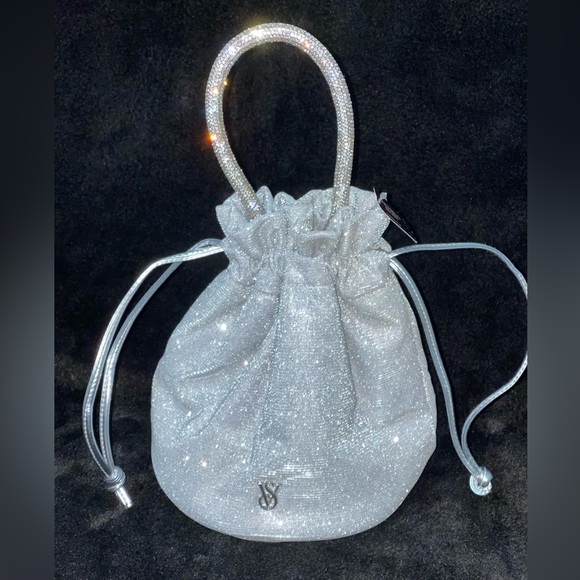 NEW XS/S VICTORIA'S SECRET FASHION SHOW 24’ BLACK Glazed Satin Long Robe - Picture 3 of 8